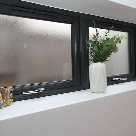 לונדון Lovely One Bed Apartment-Near All Transport-Village-Freeparking מראה חיצוני תמונה