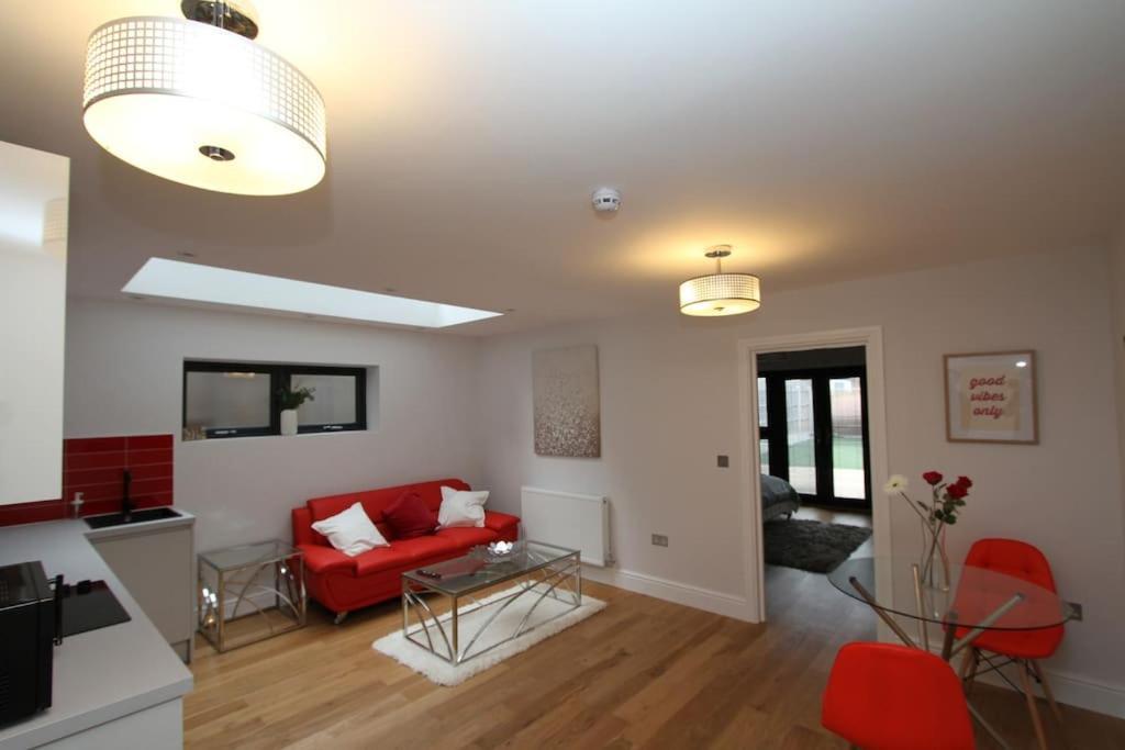 לונדון Lovely One Bed Apartment-Near All Transport-Village-Freeparking מראה חיצוני תמונה